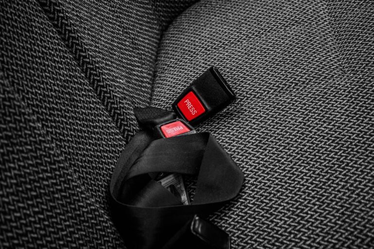 Stay Safe on the Road: Essential Safety Accessories for Drivers